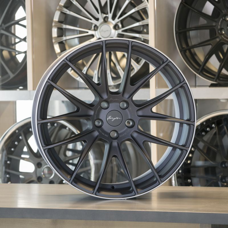 Leichtmetallräder / Felgen Breyton Race GTX Matt Gun with Polished Lip in 8,5x20 ET30 5x112 für BMW Fahrzeuge bei uns im Onlinshop zu fairen Preisen. Händlerpreise auf Anfrage. - Beast Performance Fahrzeugtechnik OHG